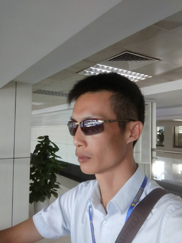 缘起缘灭的第一张照片--郁南交友中心